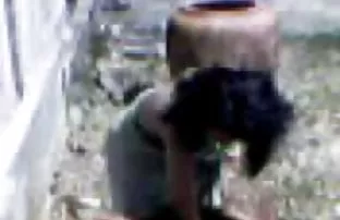 XXX જોયા કે એક ચિક ઊંઘે સાથે એક રમકડું તે નક્કી કરવા માટે મદદ કરવા માટે એક સભ્ય