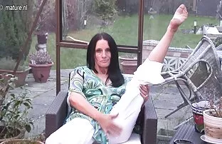 XXX દુબળુ પાતળુ રાંડ આપ્યો પોતાની જાતને મિત્ર doggy શૈલી