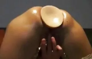 XXX સેક્સી છોકરી પહેરે ખૂબ જ ચુસ્ત જિન્સ