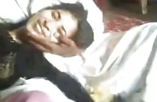 XXX ઇન્ટરવ્યૂ માં મોસ્કો માટે એક ભૂમિકા પોર્ન અને સેક્સ પર એક ચામડું કોચથી