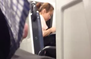 XXX ગુદા મૈથુન સાથે એક ભવ્ય મહિલા ઘૂંટણ માં