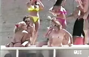 XXX માટે લાવવામાં ઉપર વિર્ય ઉડાડવુ વિર્ય પાણીછોકરી ના મોં માં