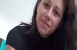 XXX પત્ની દારૂ પીવા, વાહિયાત અને શૂટ