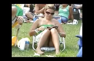 XXX આ Negro જાગૃત કરવામાં આવી હતી દ્વારા ડિપિંગ છોકરી ગાંડ માં