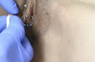 XXX સૌમ્ય સાથે સેક્સ એક યુવાન ફેટી