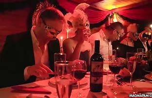 XXX Drugged તેની ગર્લફ્રેન્ડ અને સાથે સંભોગ હતી સ્લીપિંગ બ્યૂટી