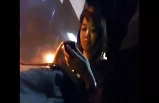 XXX હાર્ડ ગેંગ બેંગ યુવાન છોકરી