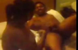 XXX સુંદર લેસ્બિયન્સ હસ્તમૈથુન ભોસ ચુત પગ