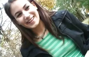 XXX Trelka આપ્યો યુવાન પ્રેમી આ રીતે વિશ્વમાં મારવી