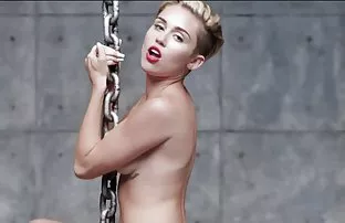 XXX રમતો સાથે vibro