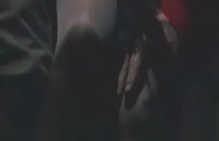 XXX પ્રસ્તુત ફૂલો અને રસોડામાં fucked