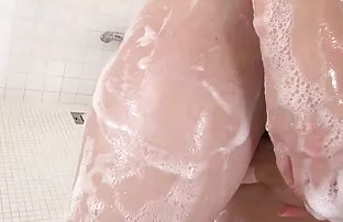 XXX anyaaaa સાથે ઝડપી Tits બેસે છે પલાણીને પેલેસ, અને બીજા sucks અને શૃંગારિક આહ ભરવી