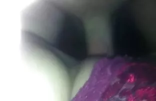 XXX પછી સુધી તેના pussy સાથે વાયબ્રેટર હમણાં પ્લાન્ટ માટે તમારા પગ વચ્ચે