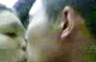 XXX નાખી અને એલીના બે ગાય્ઝ શરૂ કરવા માટે વાહિયાત તેના શરીર B2