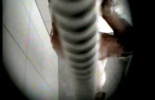 XXX વાહિયાત એક રશિયન ચિક સાથે એક બોટલ વોડકા, જ્યારે તે ખેંચવામાં